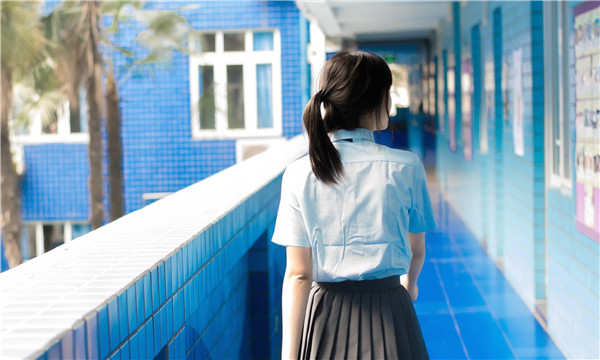 峨眉山如何找到一个可以帮助我生孩子的女人？