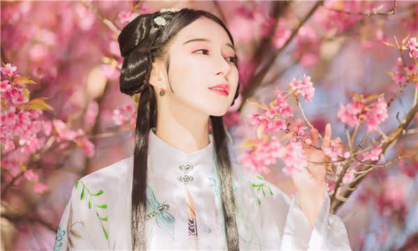 峨眉山供卵试管婴儿：助您实现家庭梦想的科学方案